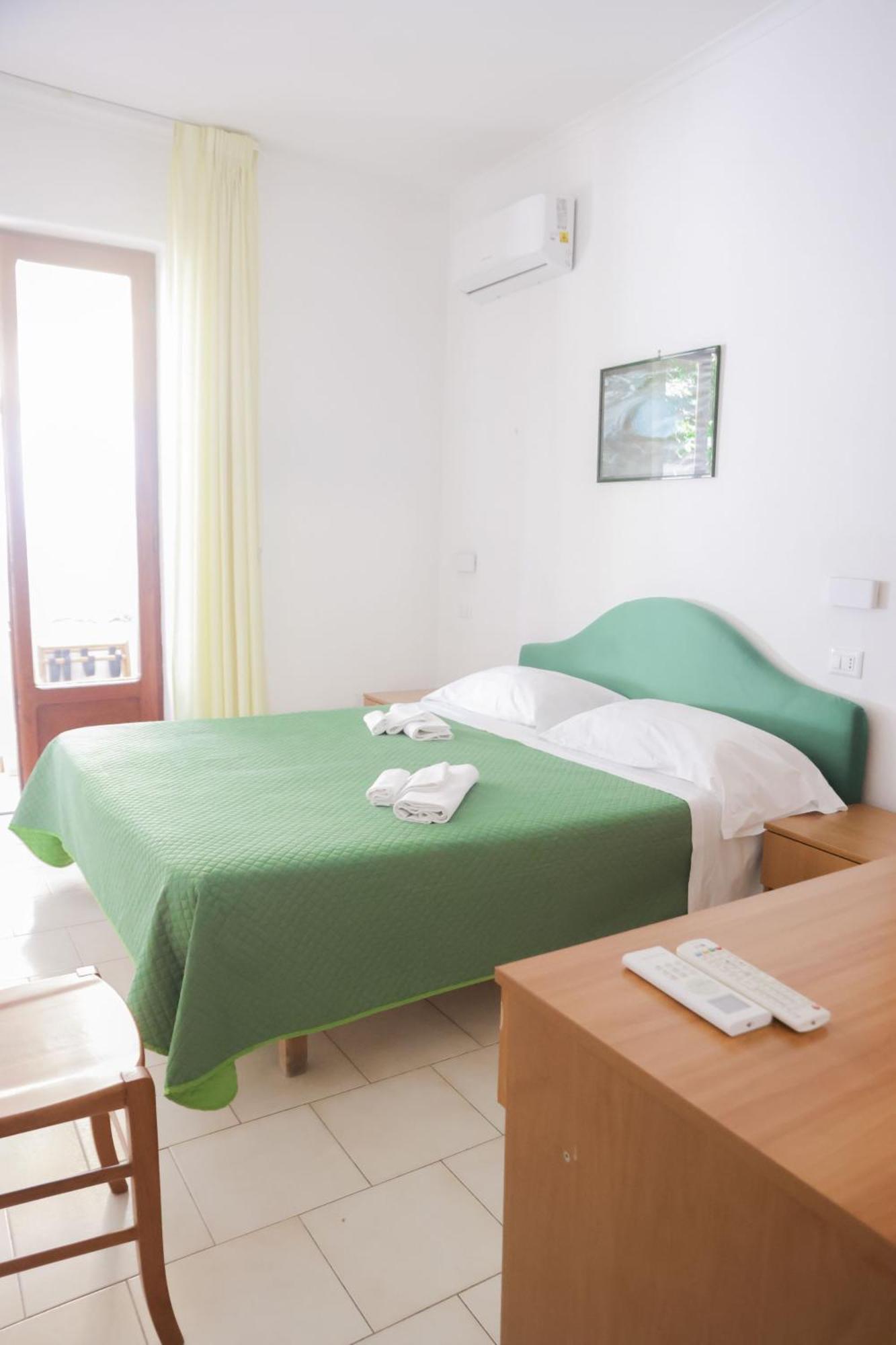 Cesotta Hotel 3*